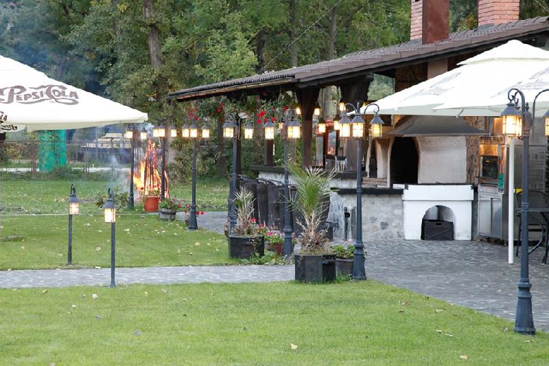 Cazare in Maramures - HOTEL RESTAURANT GRADINA MORII - Sighetu Marmatiei