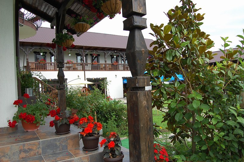 Cazare in Maramures - PENSIUNEA CASA DENISA - Sieu