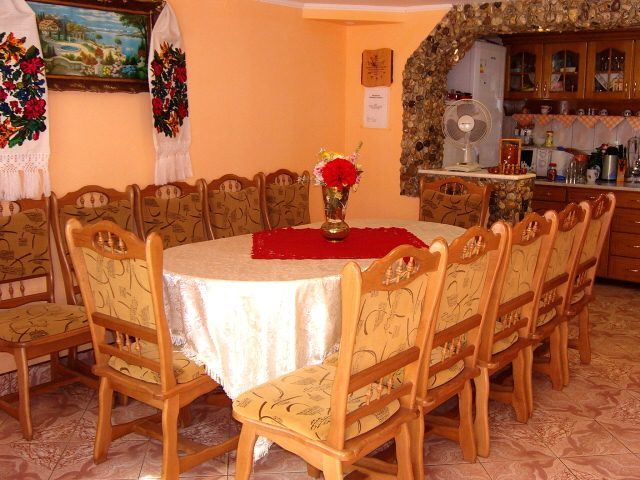 Cazare in Maramures - PENSIUNEA LA MARIA - Poienile Izei